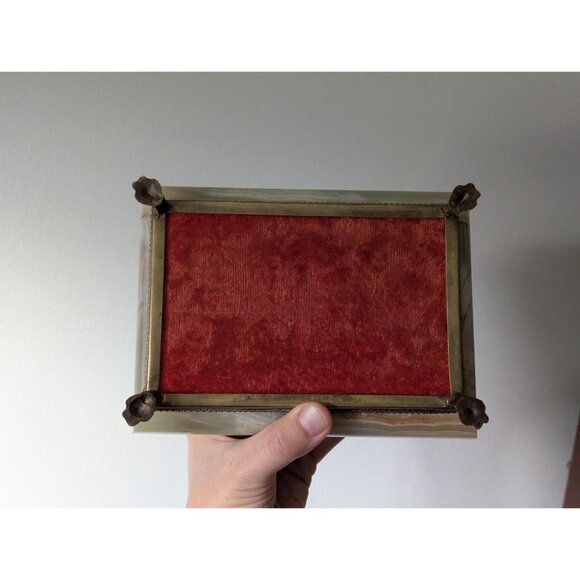 Italian Rectangular Green Onyx Marble Storage Box with Brass hardware and feet - Picture 15 of 15